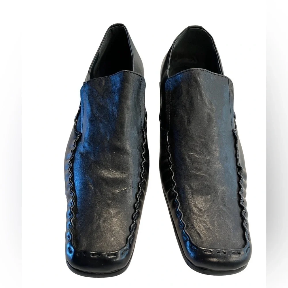 Divis these loafers